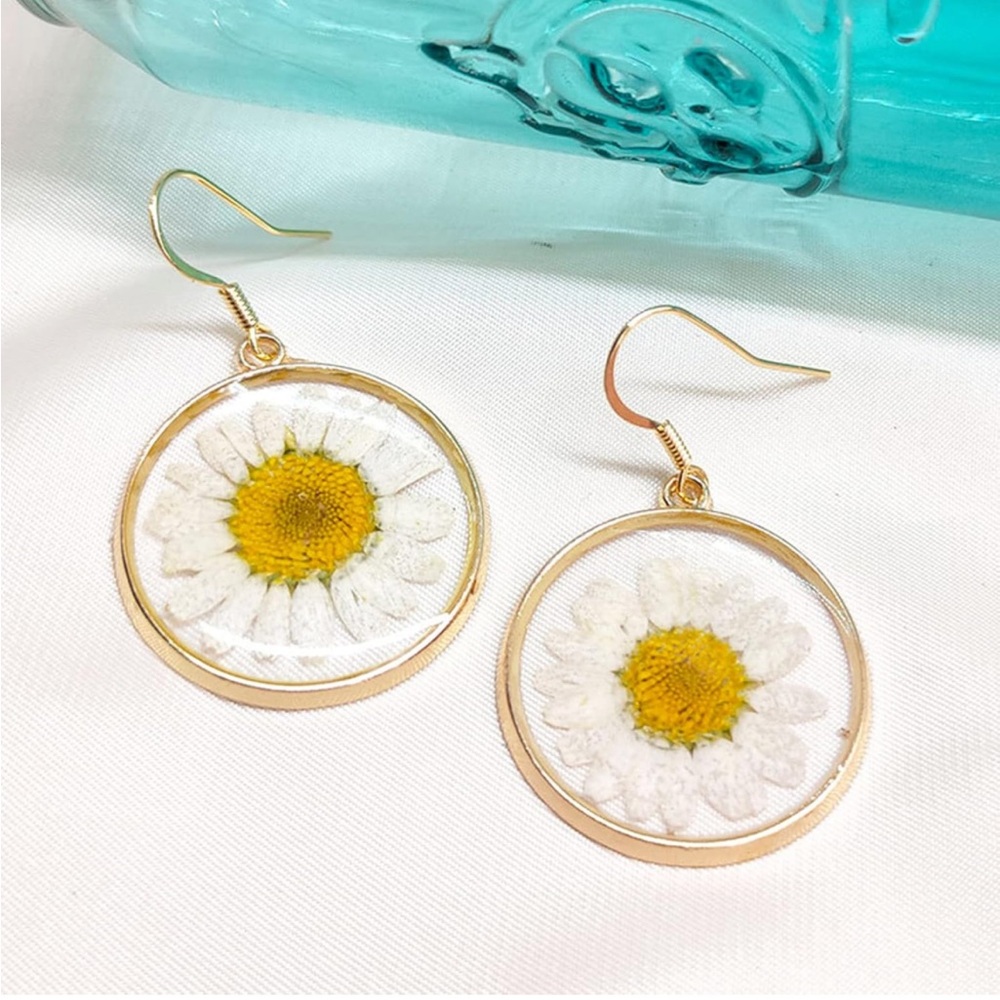 Natural chamomile earrings - Picture 6 of 6